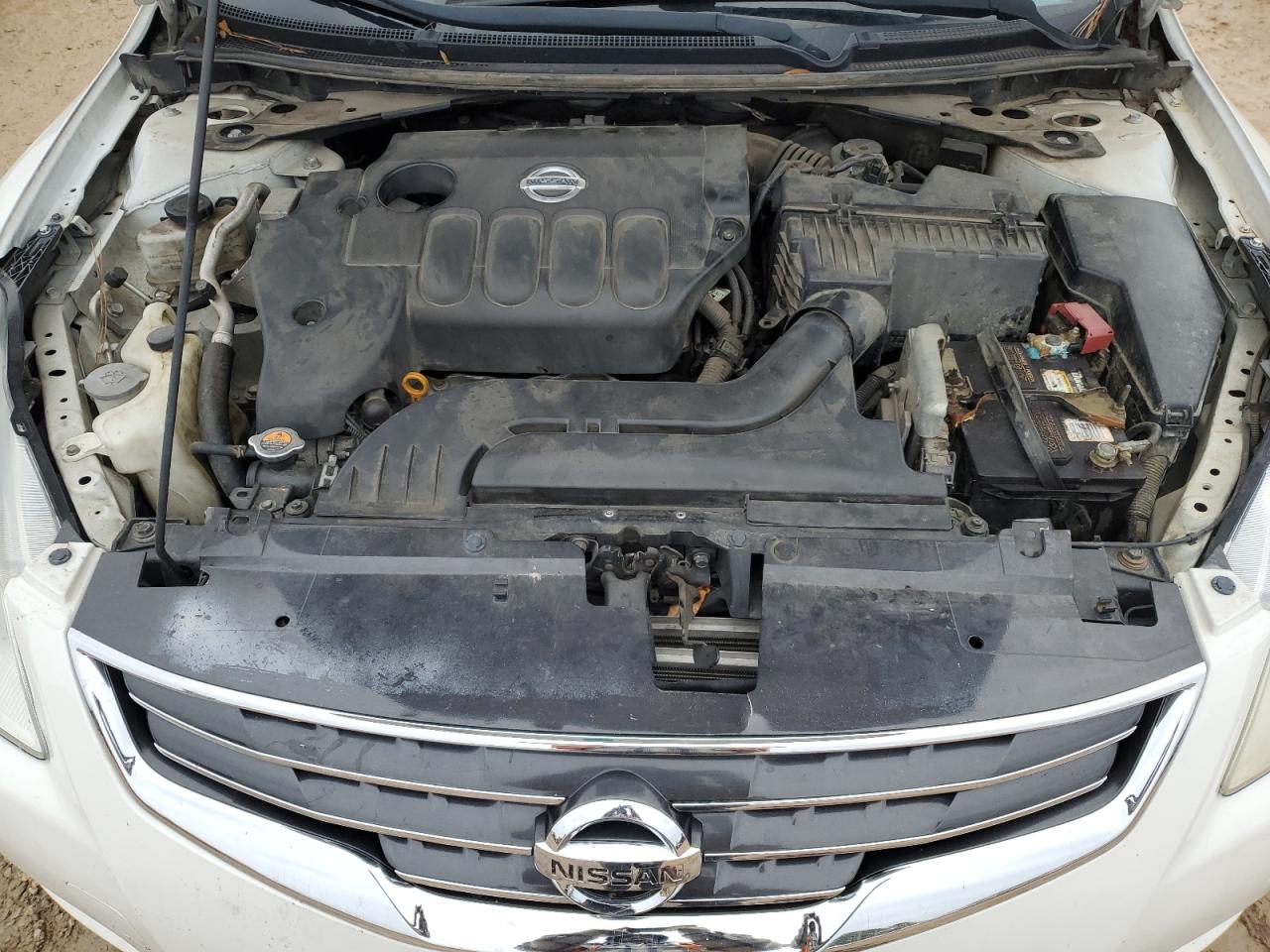 2012 Nissan Altima - Image 11
