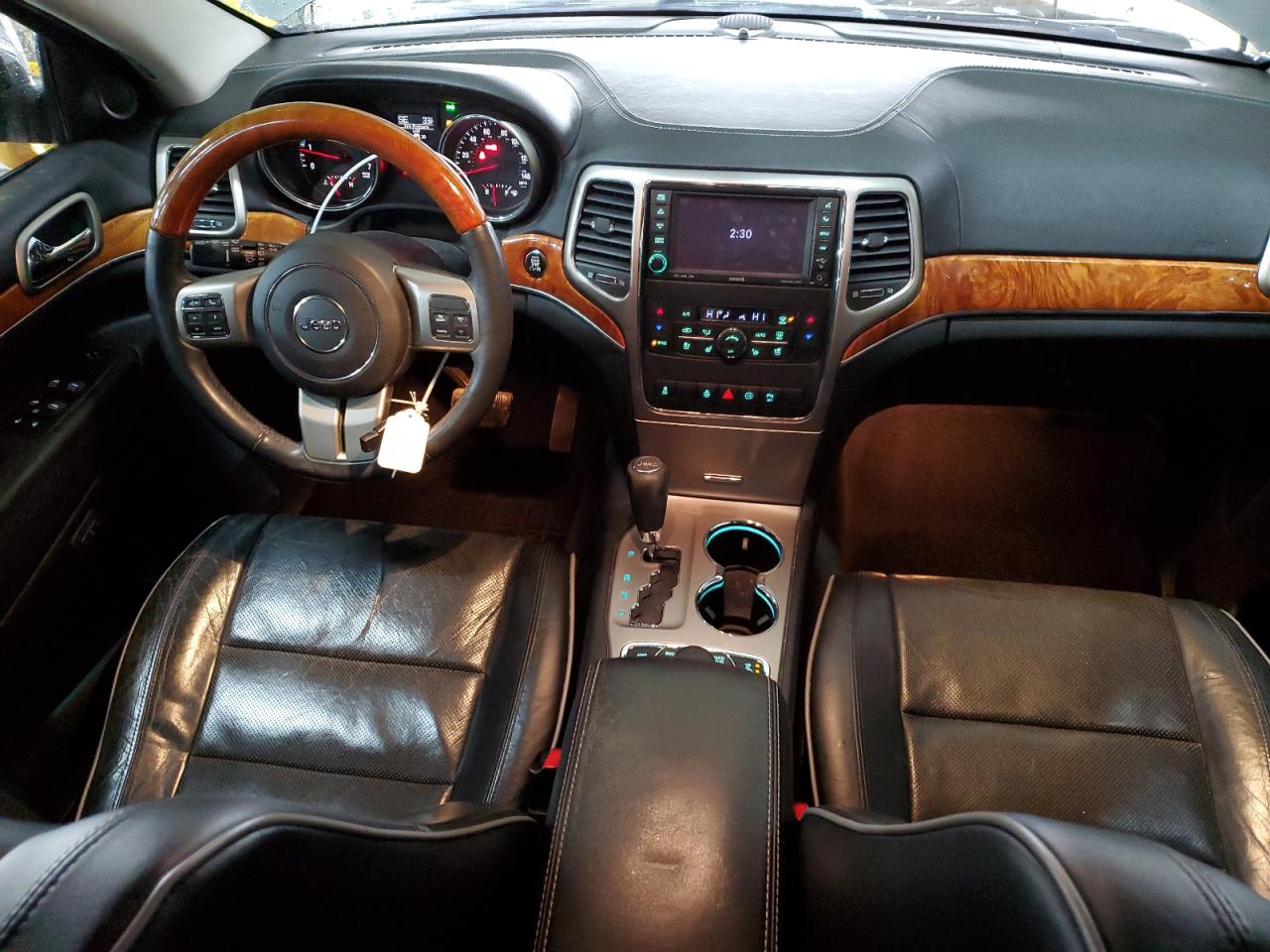 2012 Jeep Grand Cherokee - Image 8