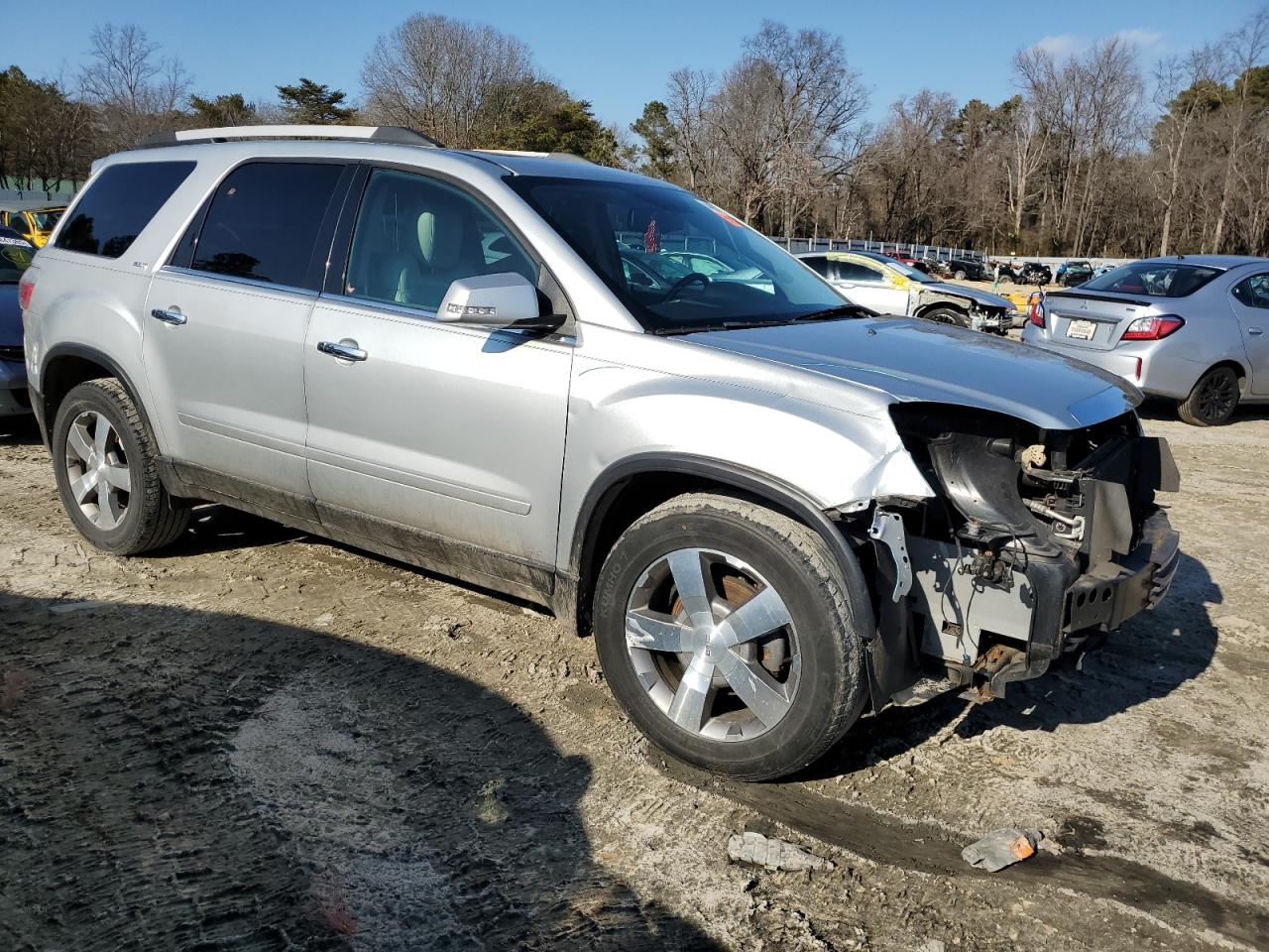 2012 GMC Acadia - Image 4