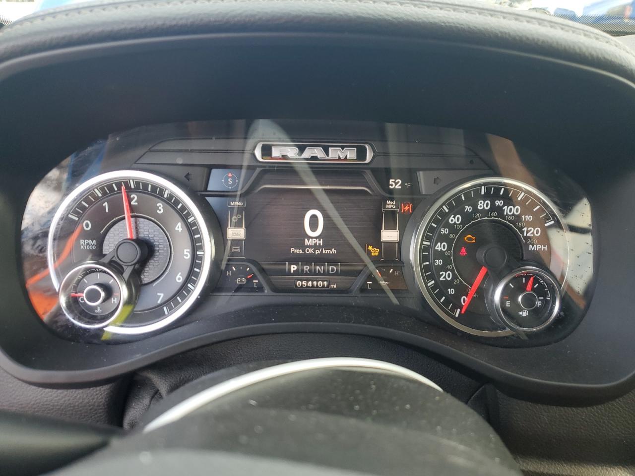 2021 RAM 1500 - Image 9