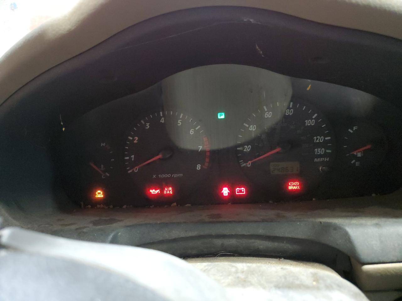 2004 Hyundai Santa Fe - Image 9