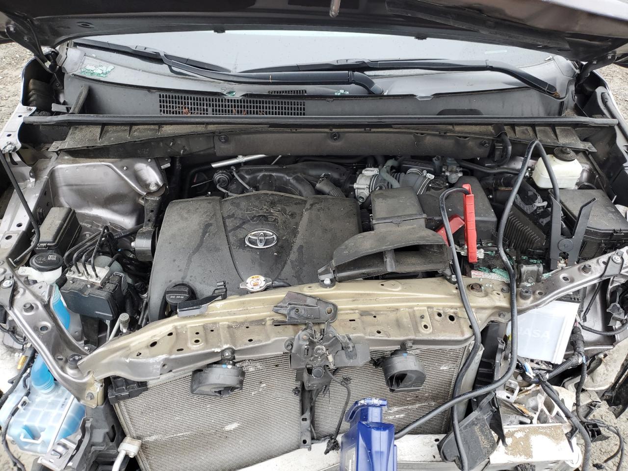 2019 Toyota Highlander - Image 14