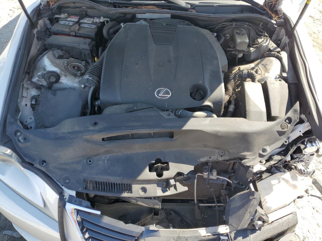 2014 Lexus IS - Image 11