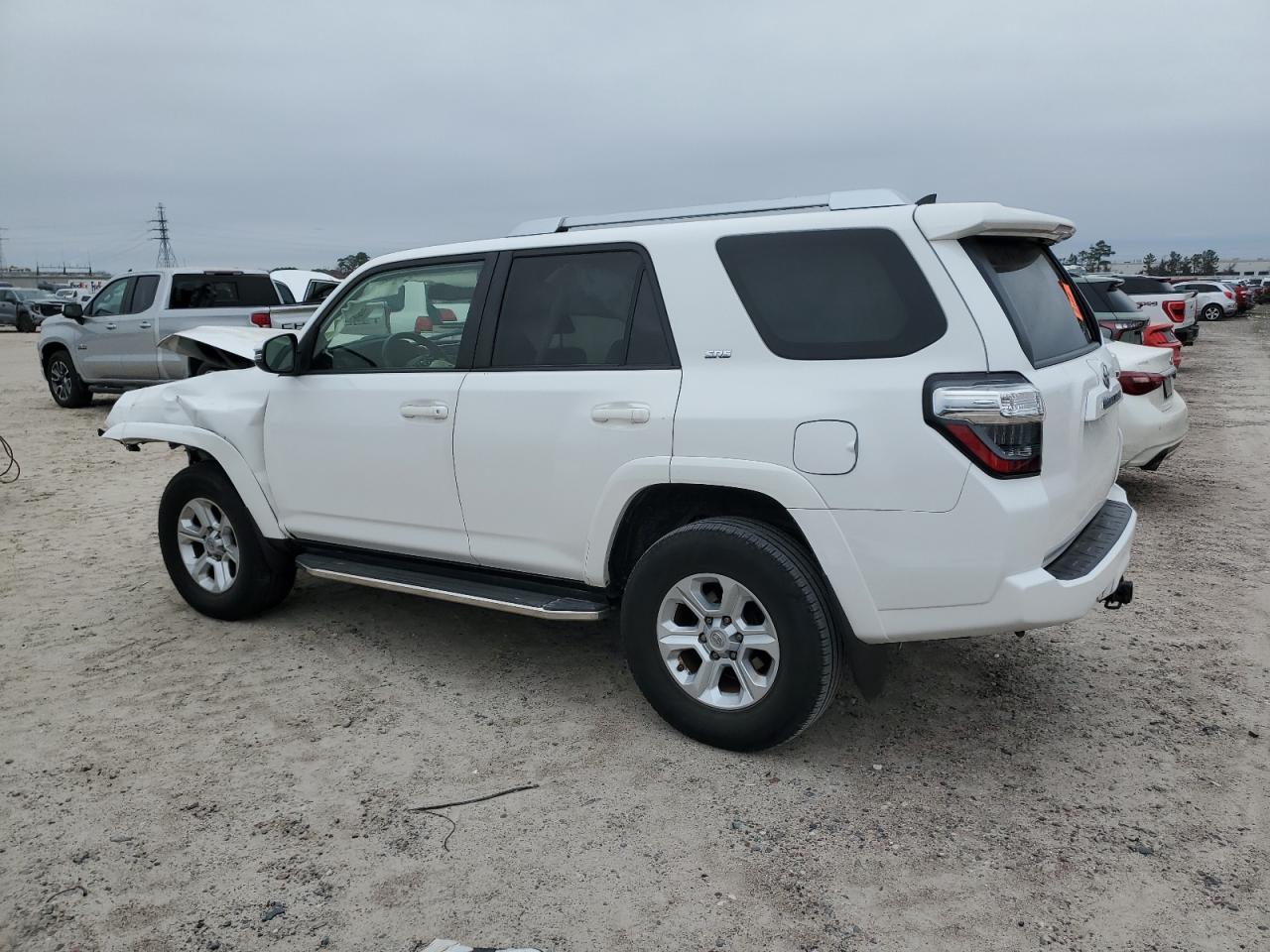 2015 Toyota 4Runner - Image 2