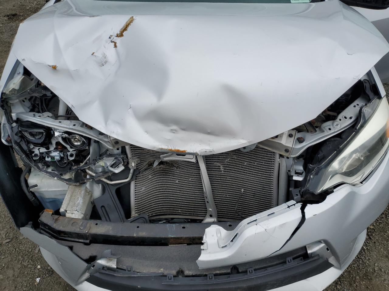 2014 Toyota Corolla - Image 11