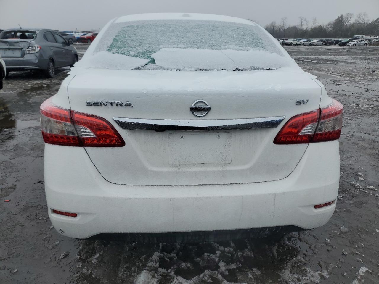 2015 Nissan Sentra - Image 6