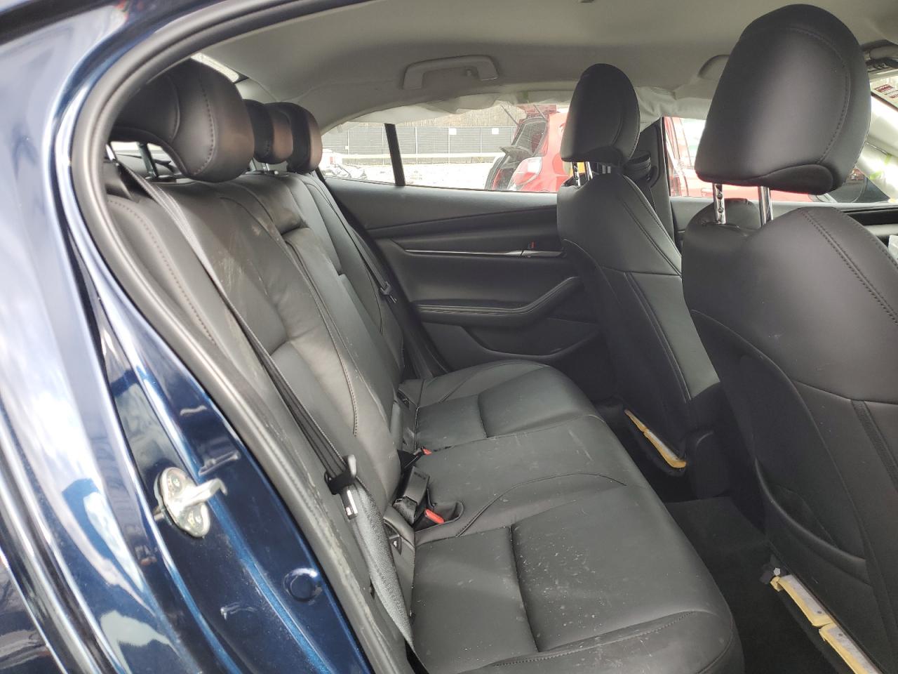 2022 Mazda 3 - Image 11