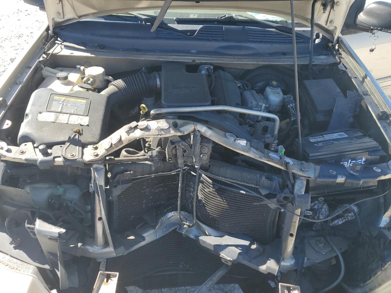 2004 GMC Envoy - Image 13
