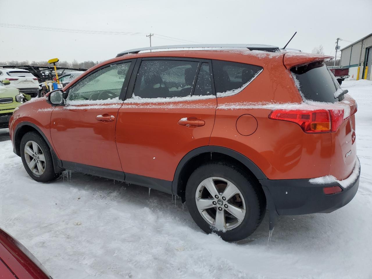2015 Toyota RAV 4 - Image 2