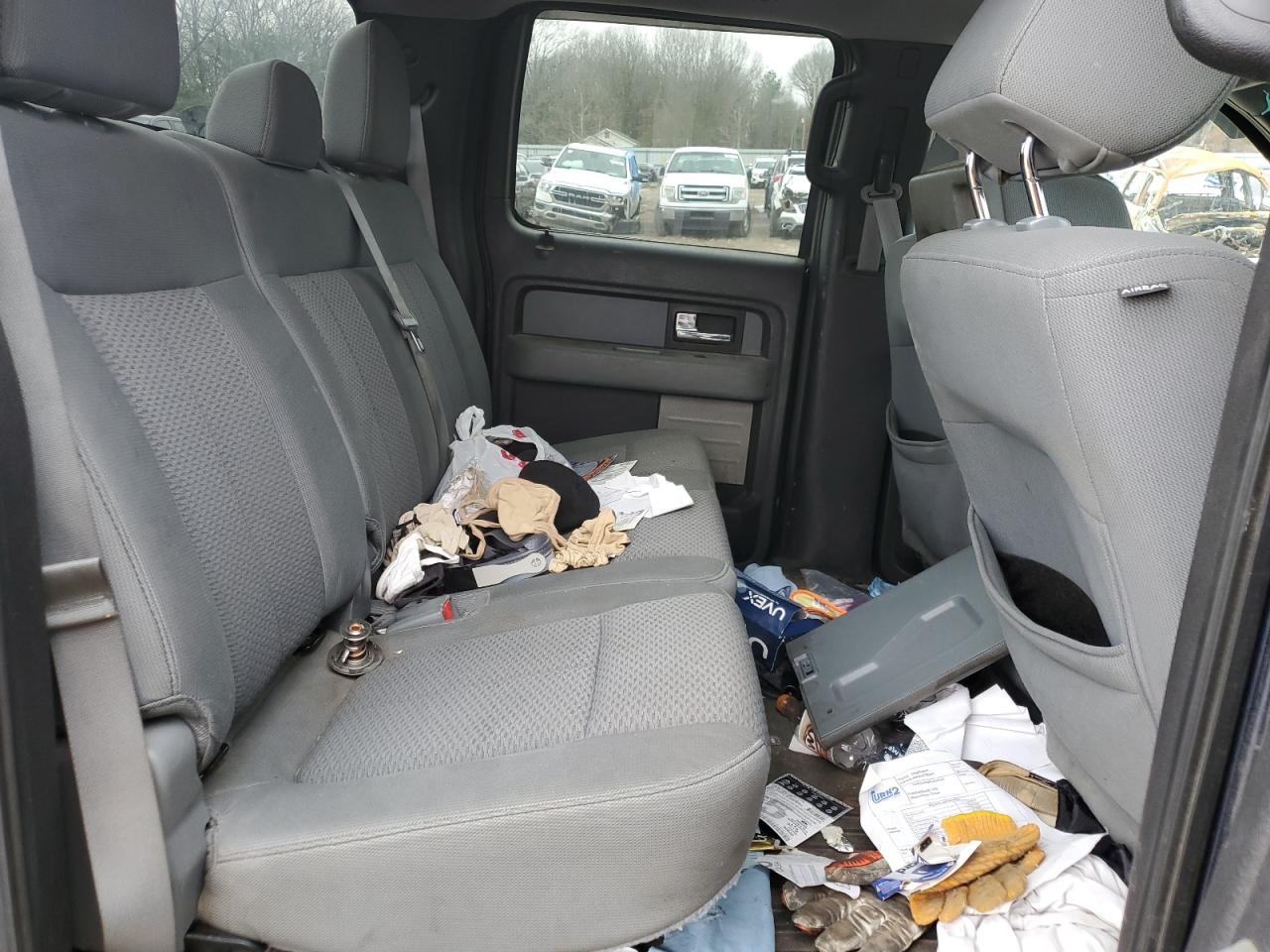 2013 Ford F-150 - Image 10