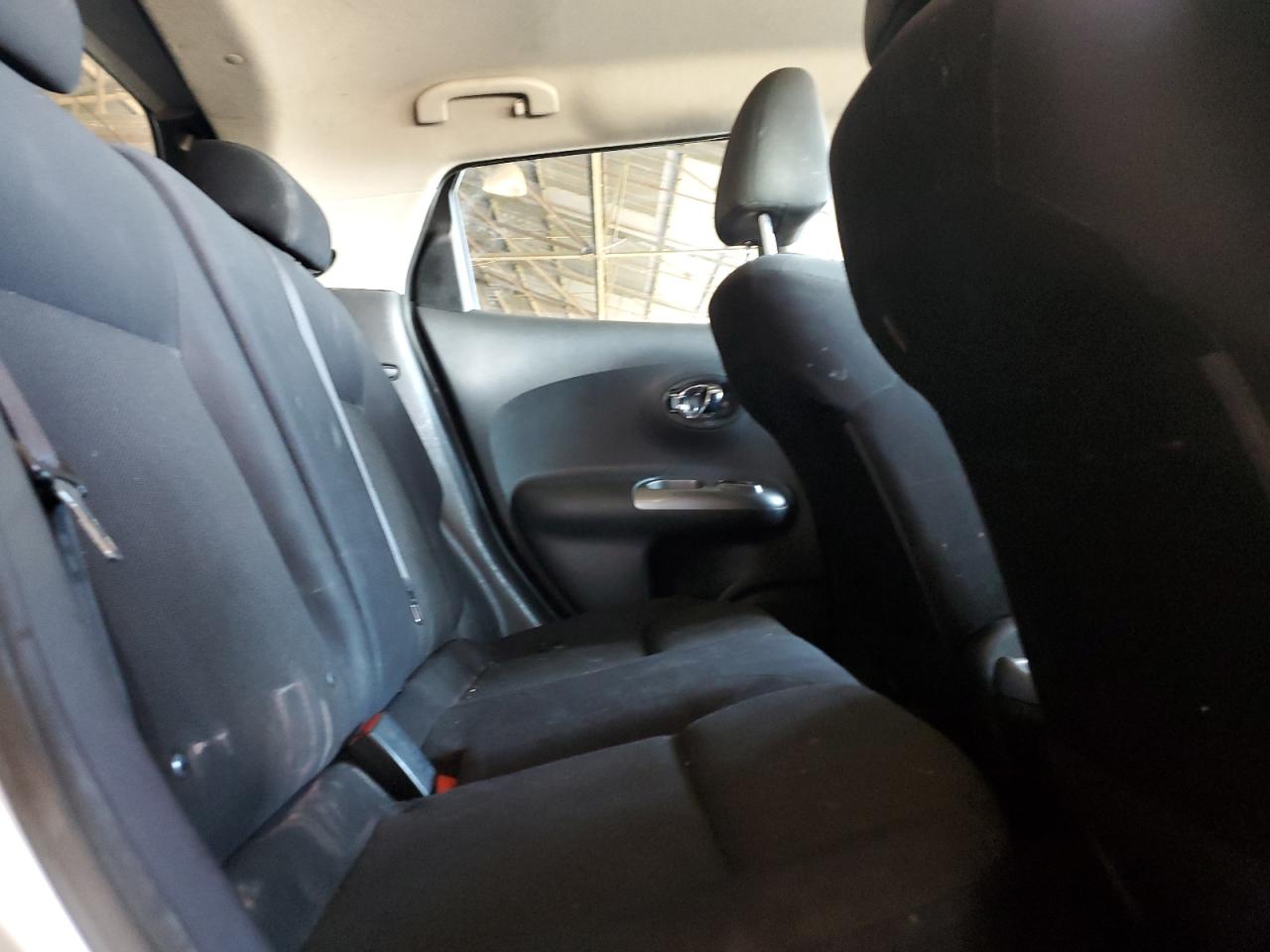 2013 Nissan Juke - Image 10