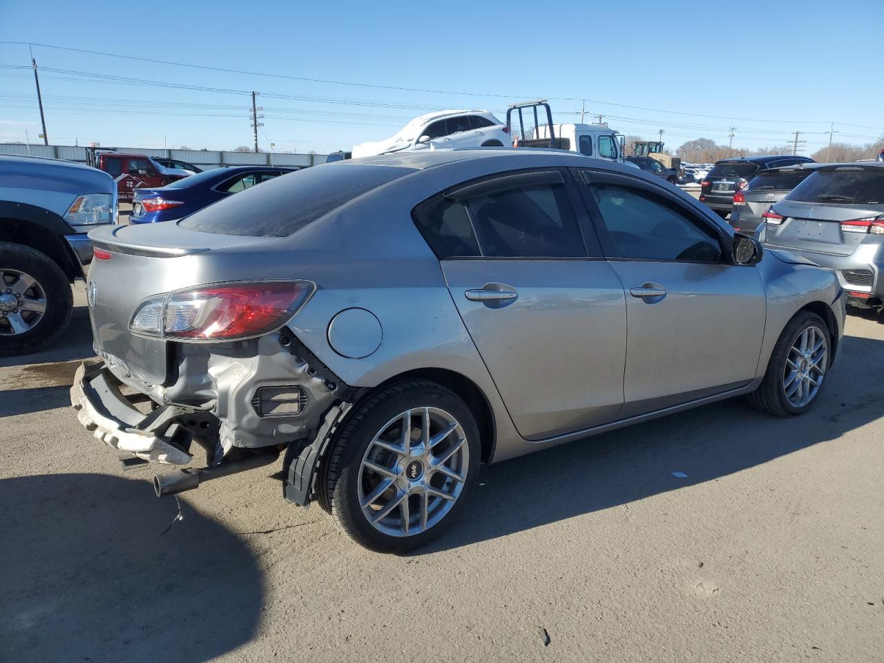 2010 Mazda 3 - Image 3