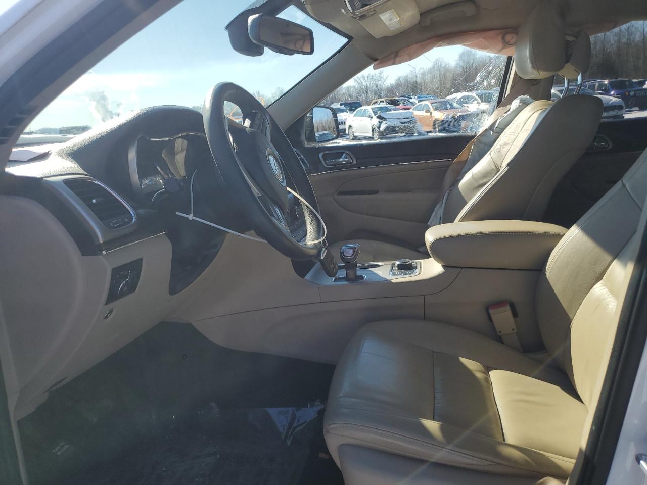 2014 Jeep Grand Cherokee - Image 7