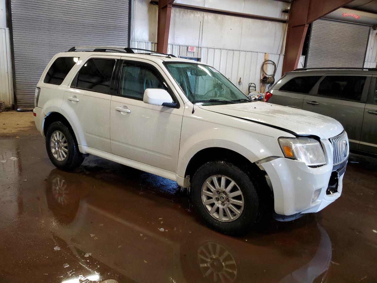 2010 Mercury Mariner - Image 4