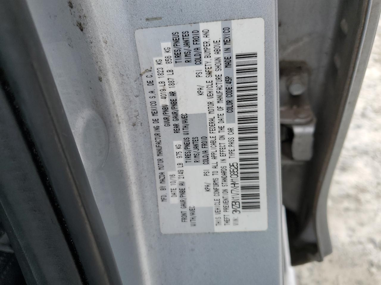 2017 Mazda 3 - Image 12