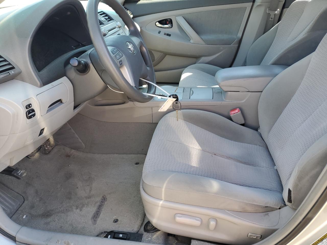 2011 Toyota Camry - Image 7