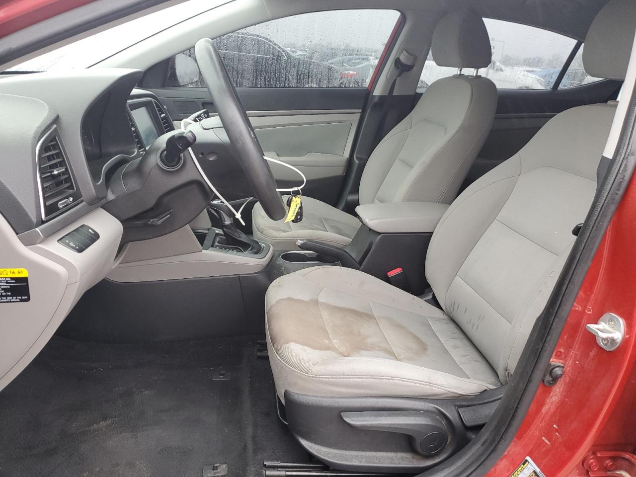 2017 Hyundai Elantra - Image 7