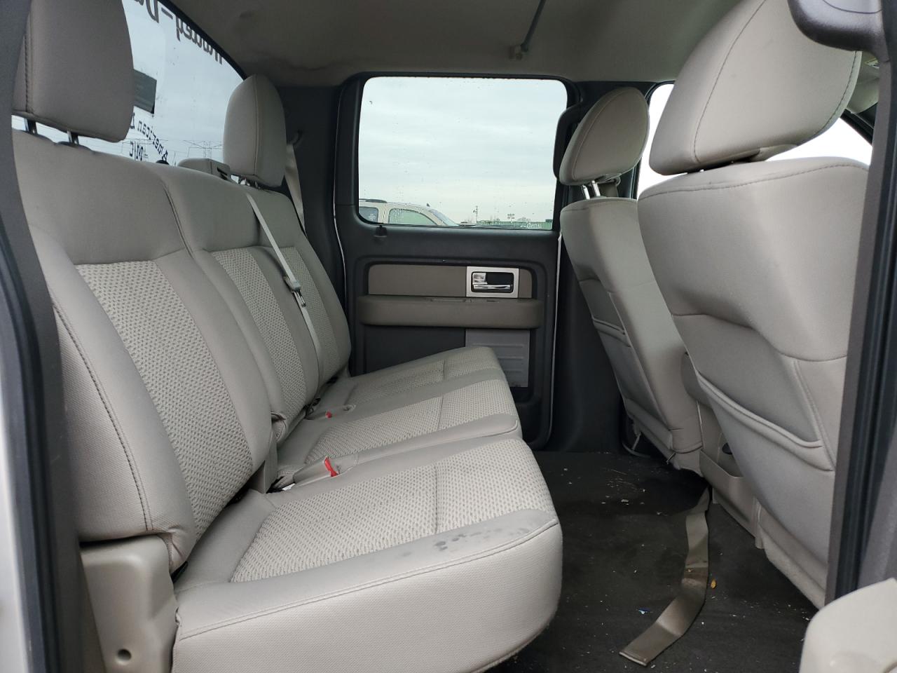 2010 Ford F-150 - Image 10