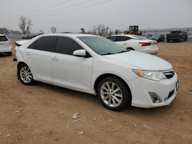 Седаны TOYOTA CAMRY 2012 Белый
