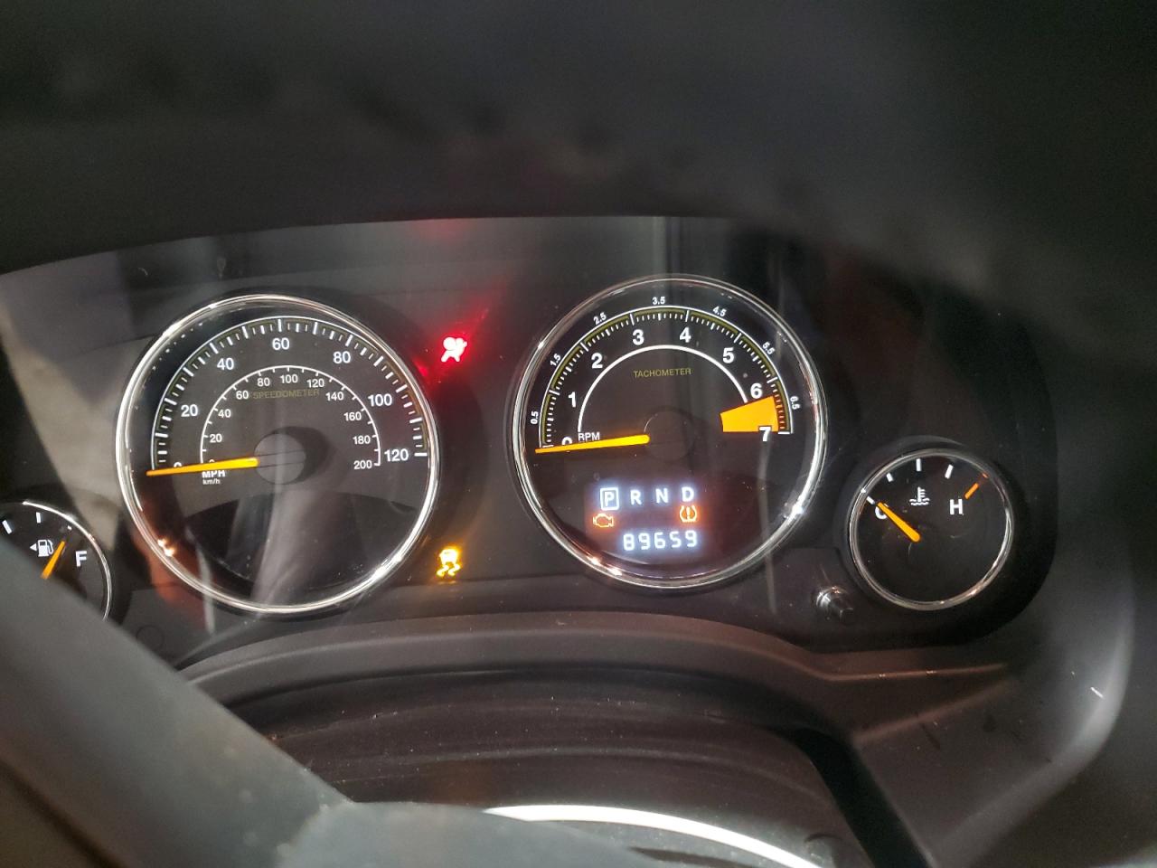 2014 Jeep Compass - Image 9