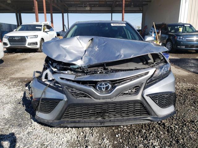  TOYOTA CAMRY 2024 Серебристый