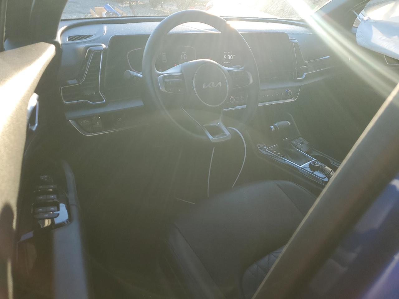 2023 Kia Sportage - Image 8