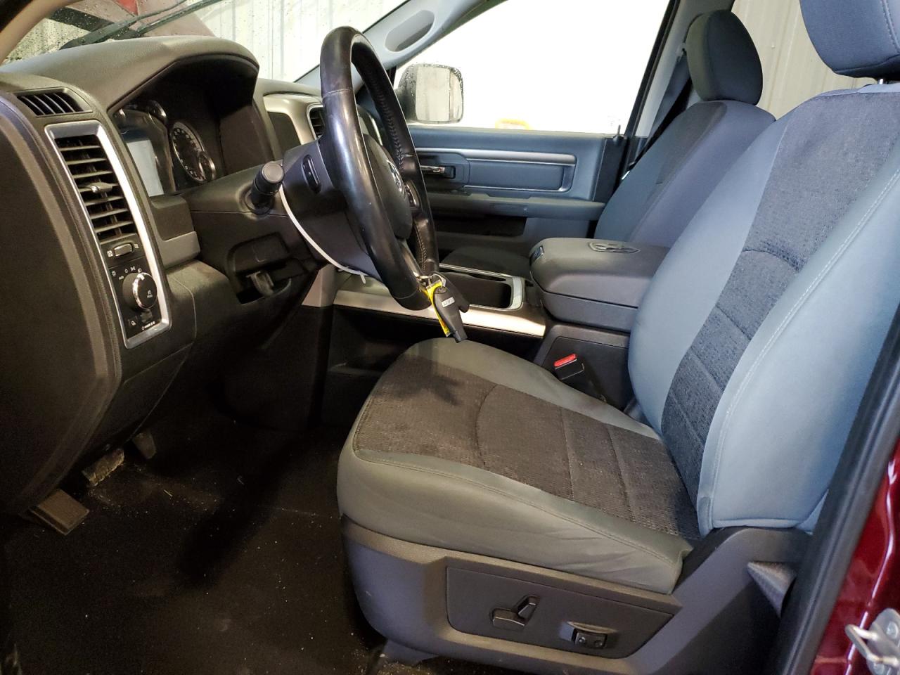 2017 RAM 1500 - Image 7