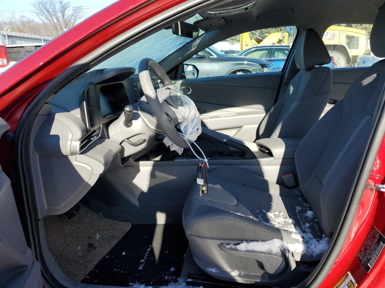 2024 Hyundai Elantra - Image 7