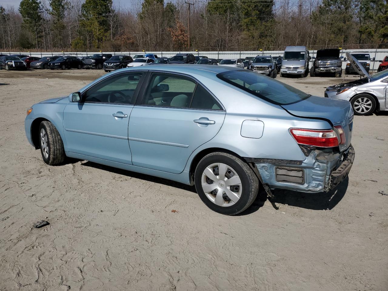 2009 Toyota Camry - Image 2