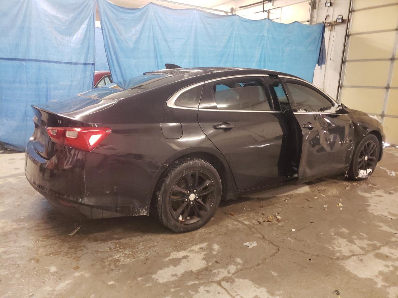 2017 Chevrolet Malibu - Image 3