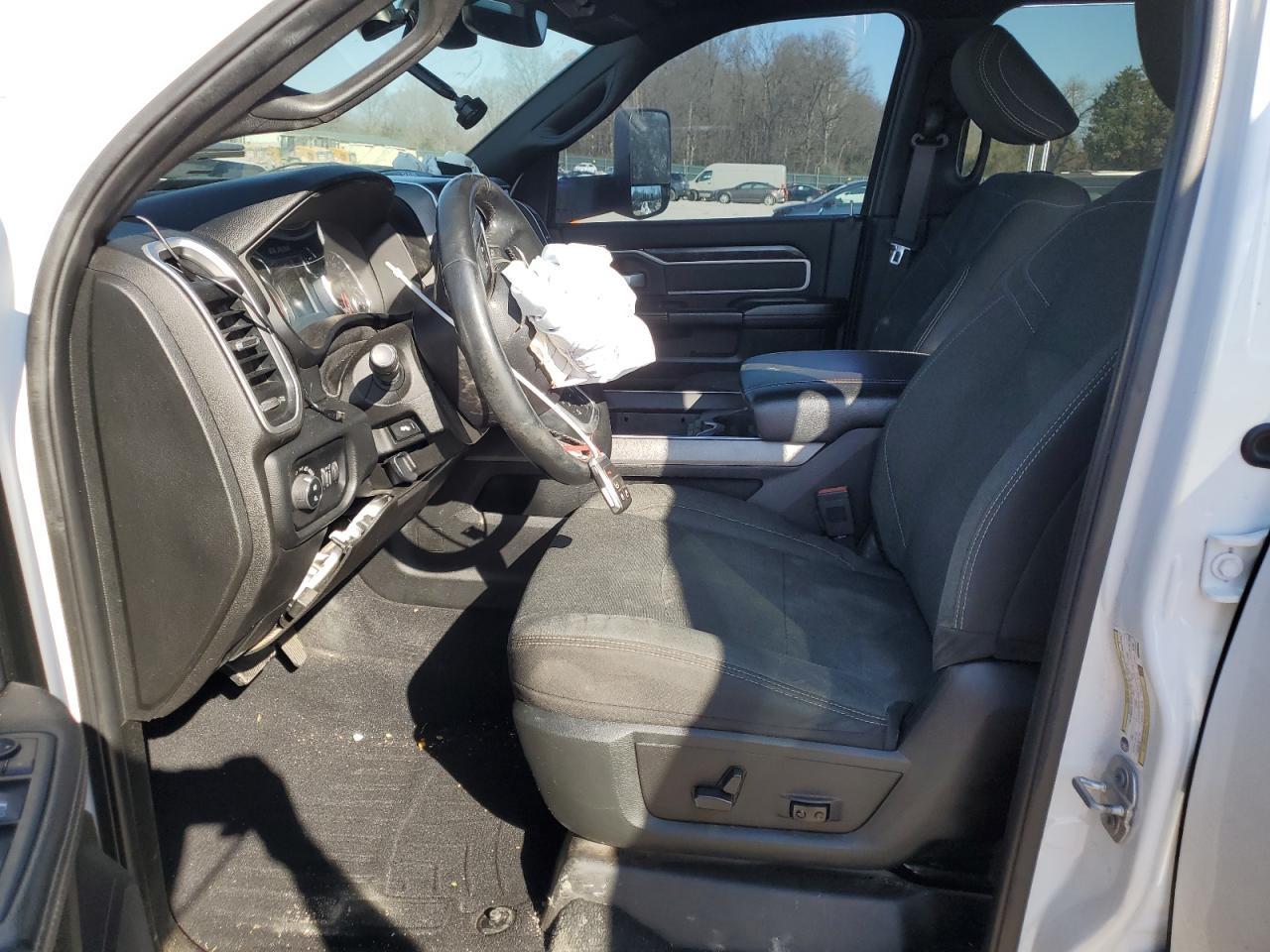 2019 RAM 2500 - Image 7