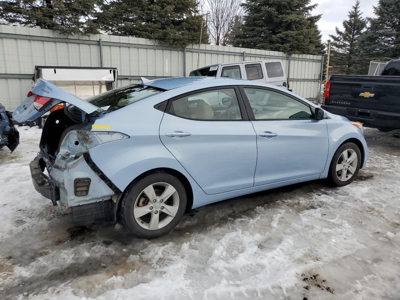 2013 Hyundai Elantra - Image 3