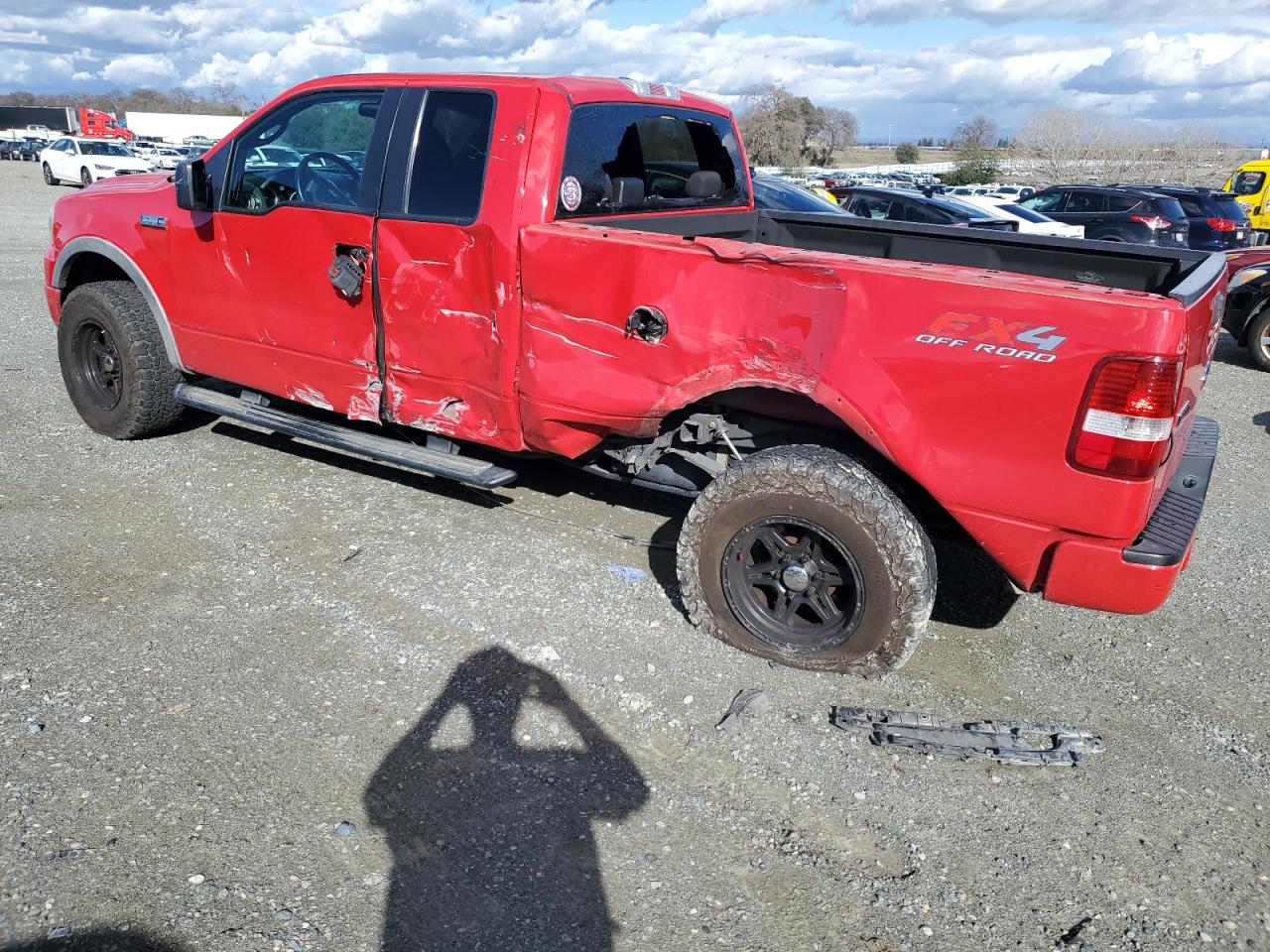 2005 Ford F-150 - Image 2