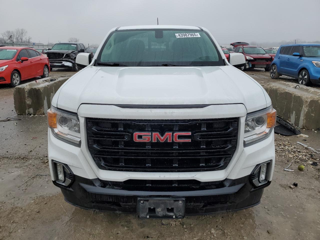 2022 GMC Canyon - Image 5