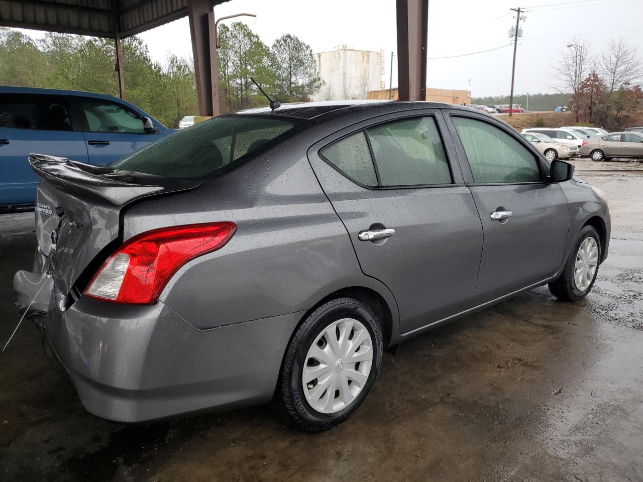 2019 Nissan Versa - Image 3
