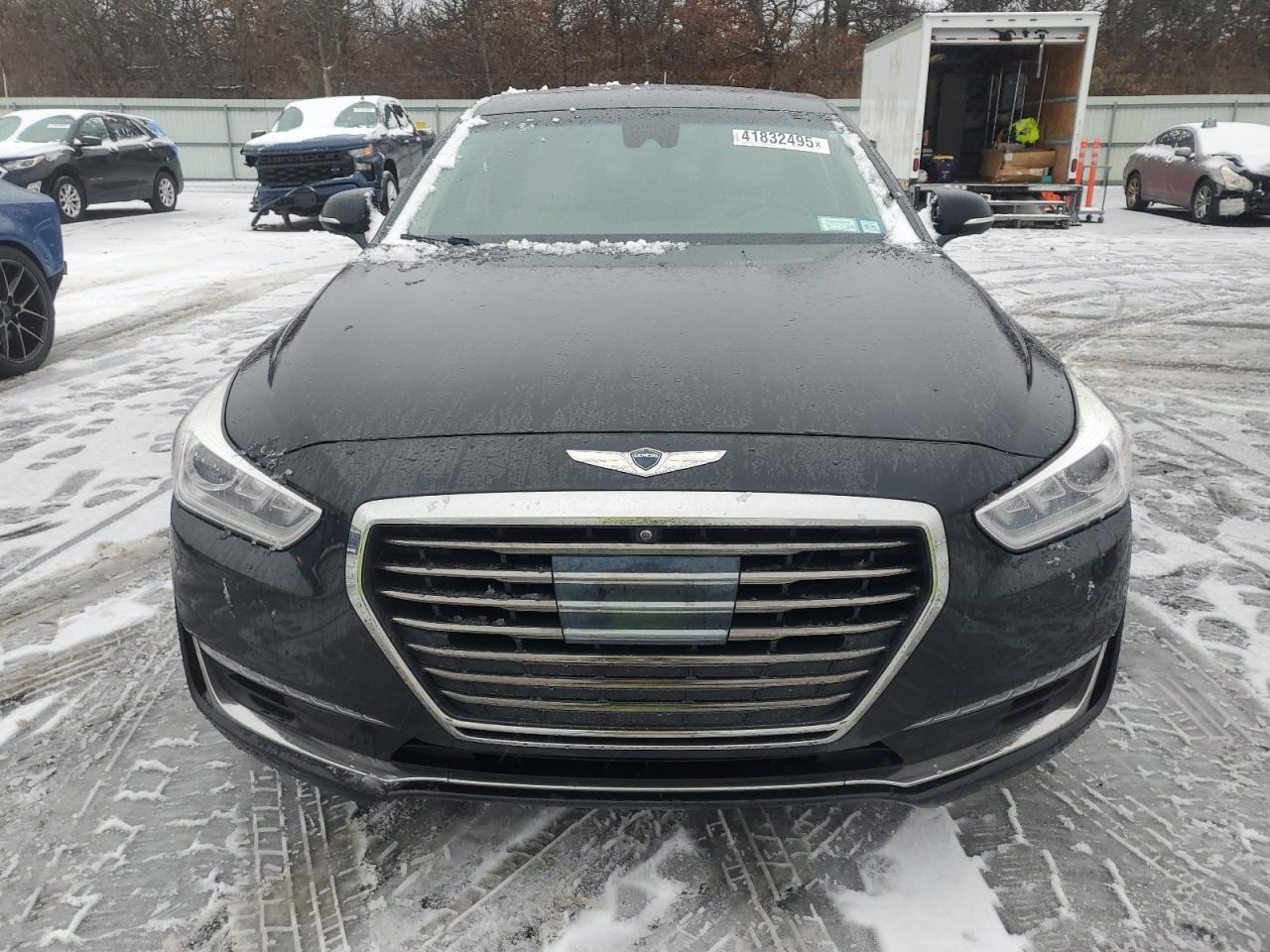 2017 Genesis G90 - Image 5