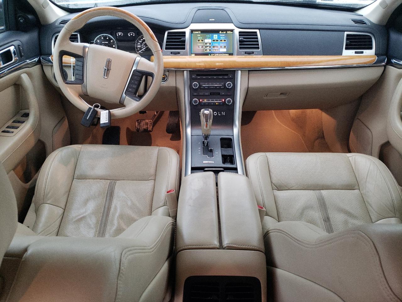 2009 Lincoln MKS - Image 8