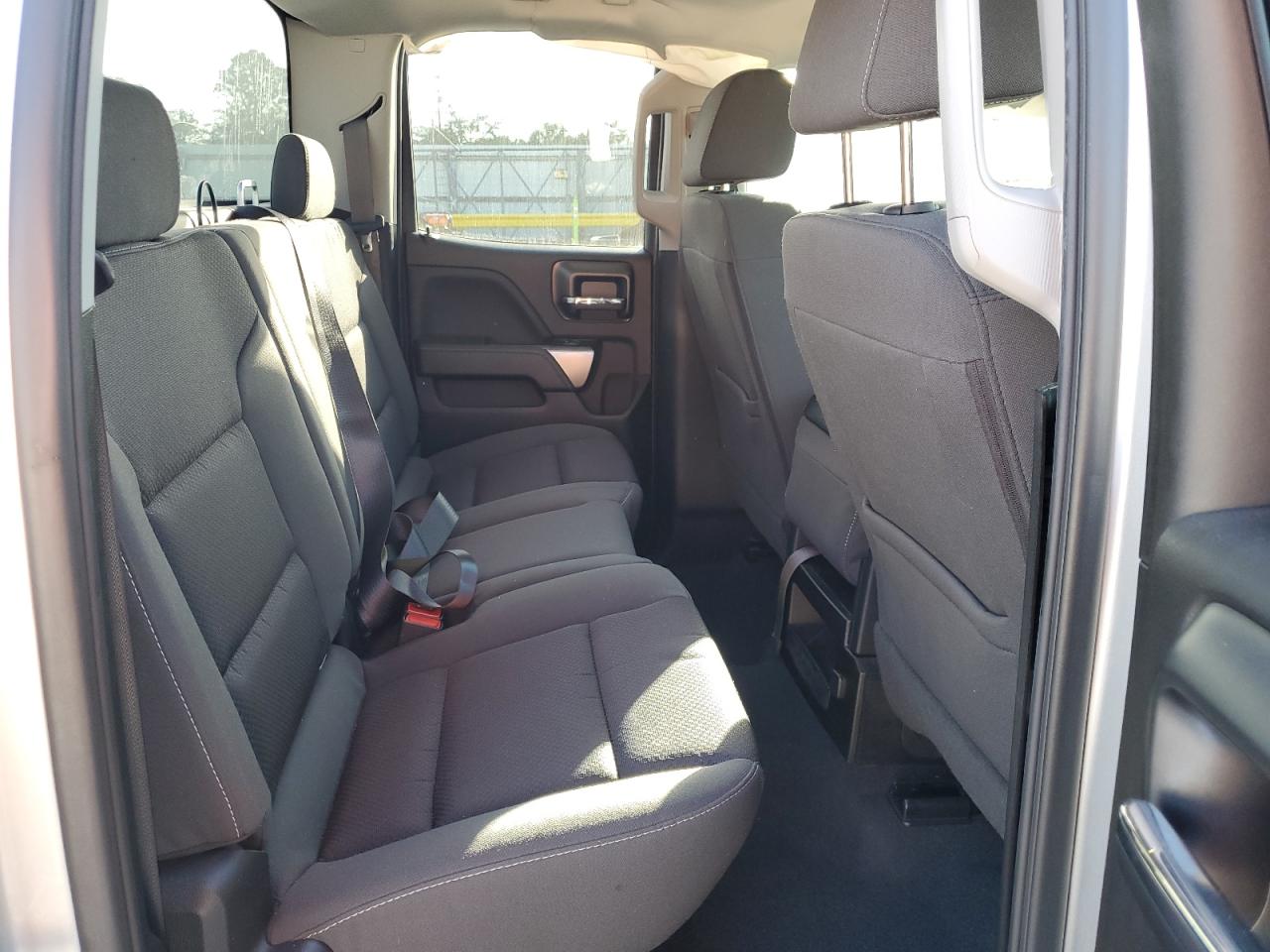 2019 Chevrolet Silverado - Image 10