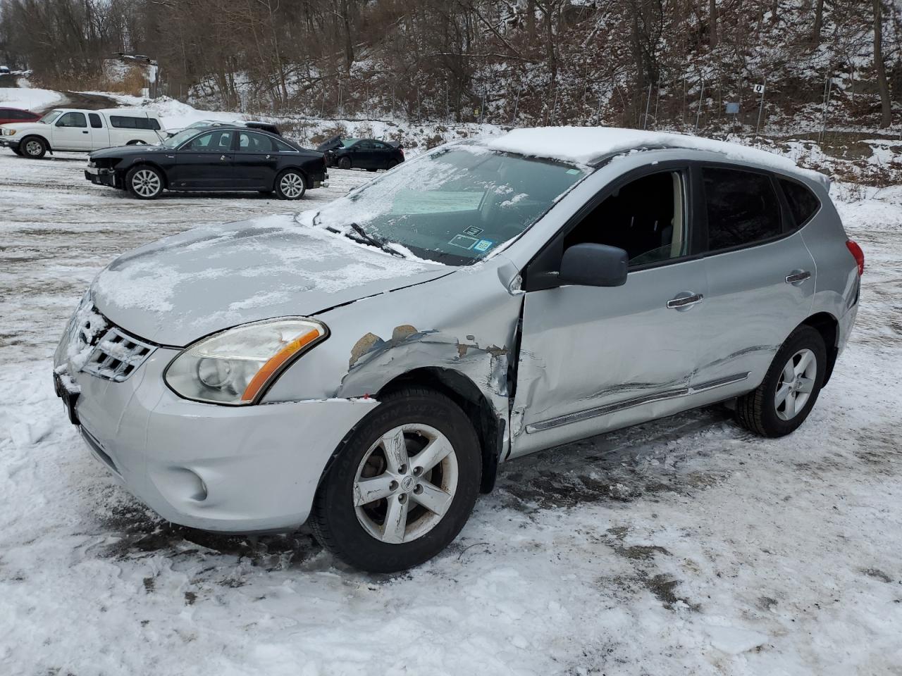 2012 Nissan Rogue - Image 1