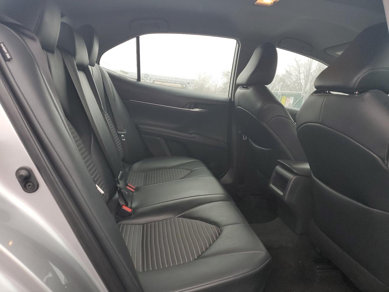 2021 Toyota Camry - Image 10