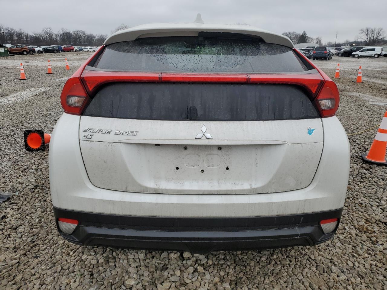 2020 Mitsubishi Eclipse - Image 6