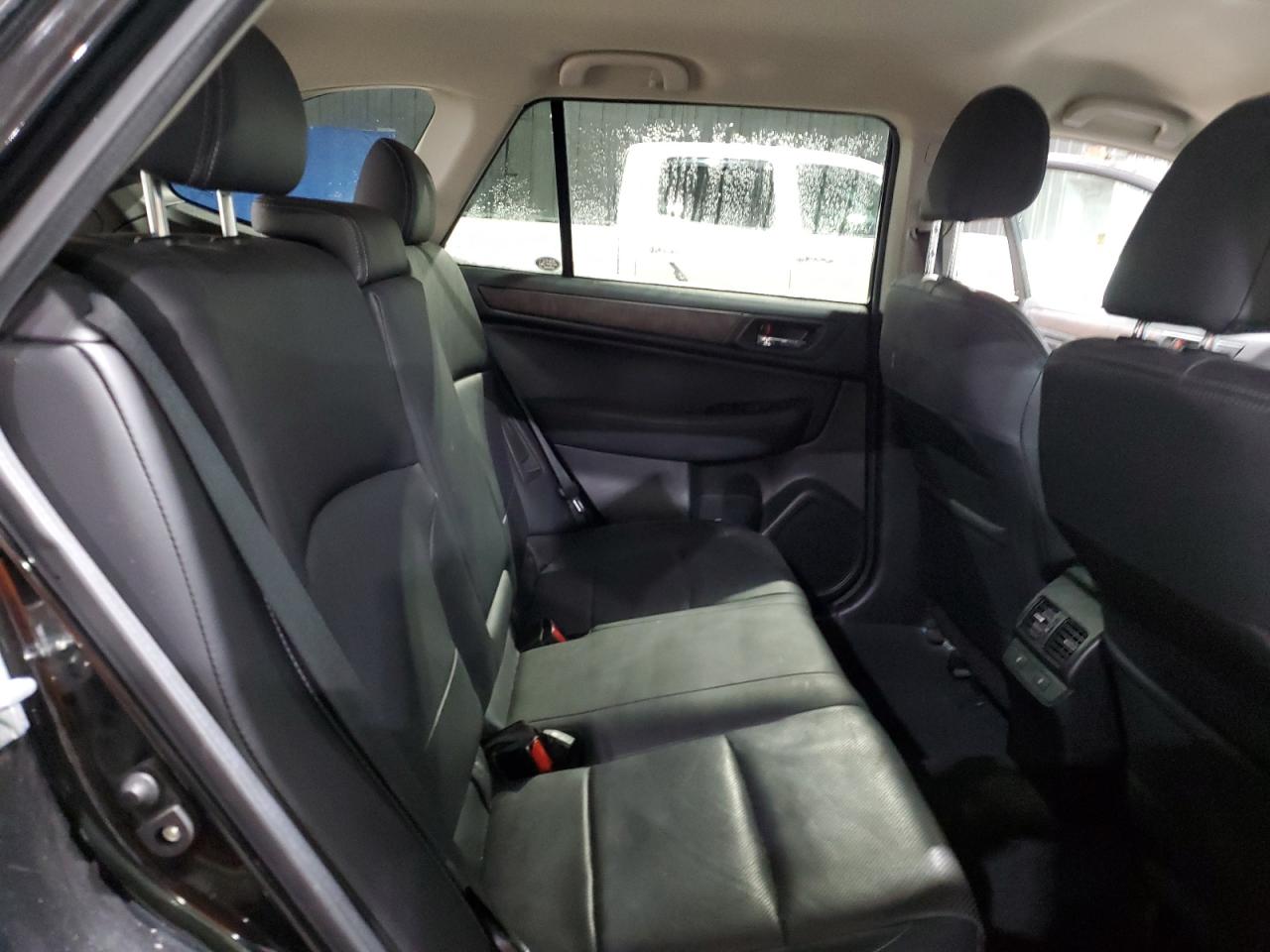 2016 Subaru Outback - Image 11