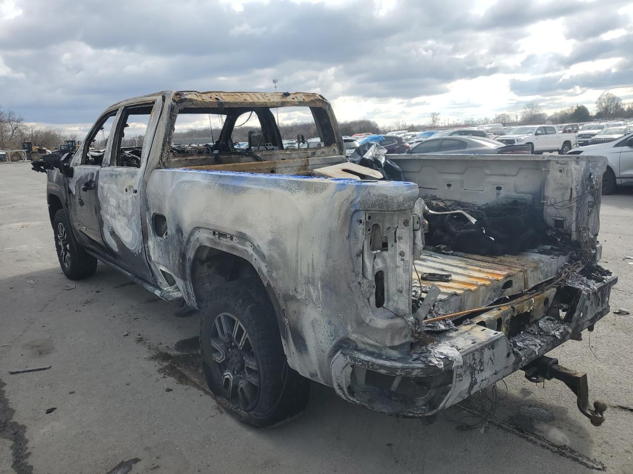 2021 GMC Sierra - Image 2