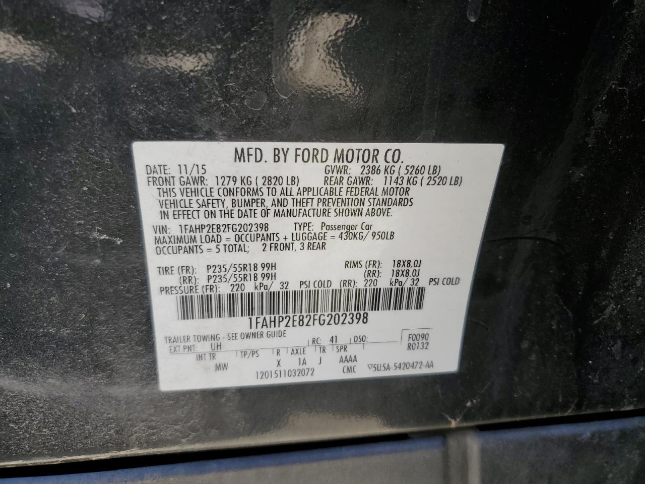 2015 Ford Taurus - Image 14