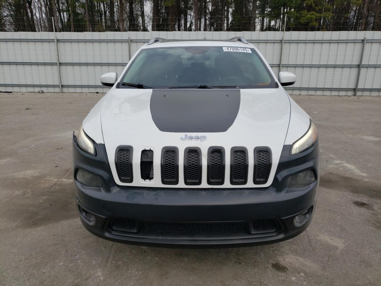 2015 Jeep Grand Cherokee - Image 5