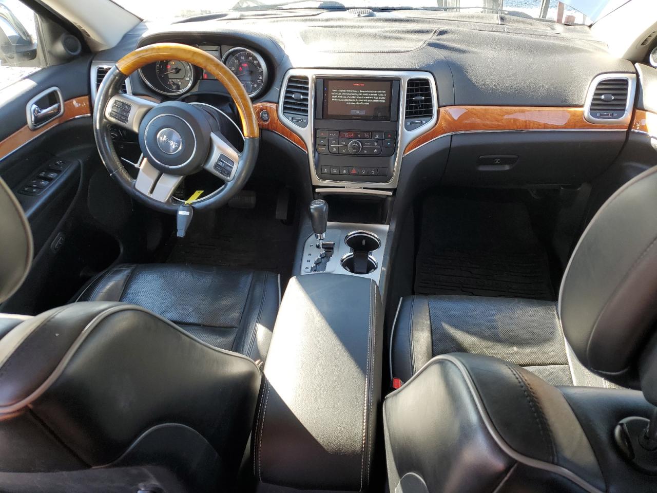 2012 Jeep Grand Cherokee - Image 8
