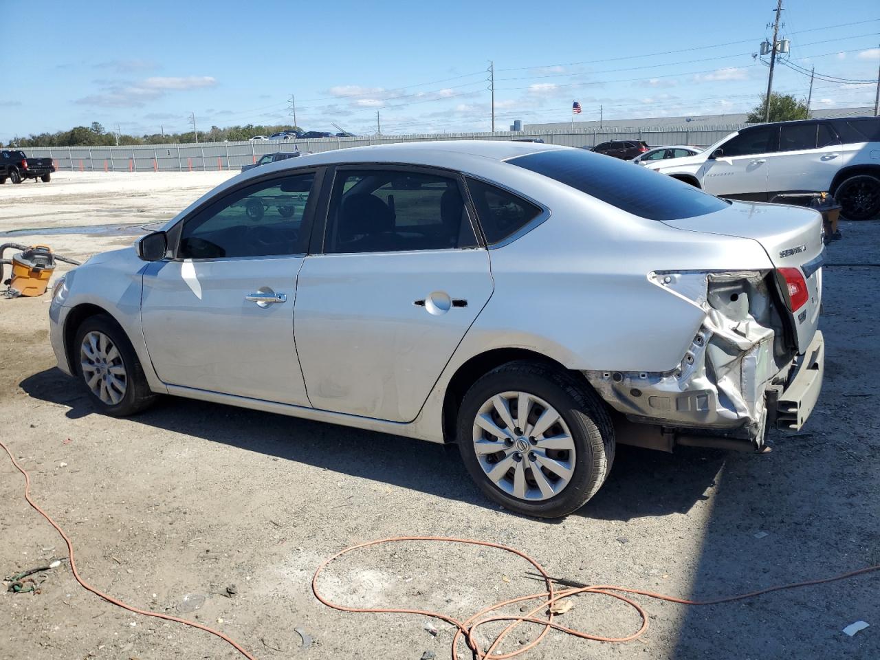 2016 Nissan Sentra - Image 2