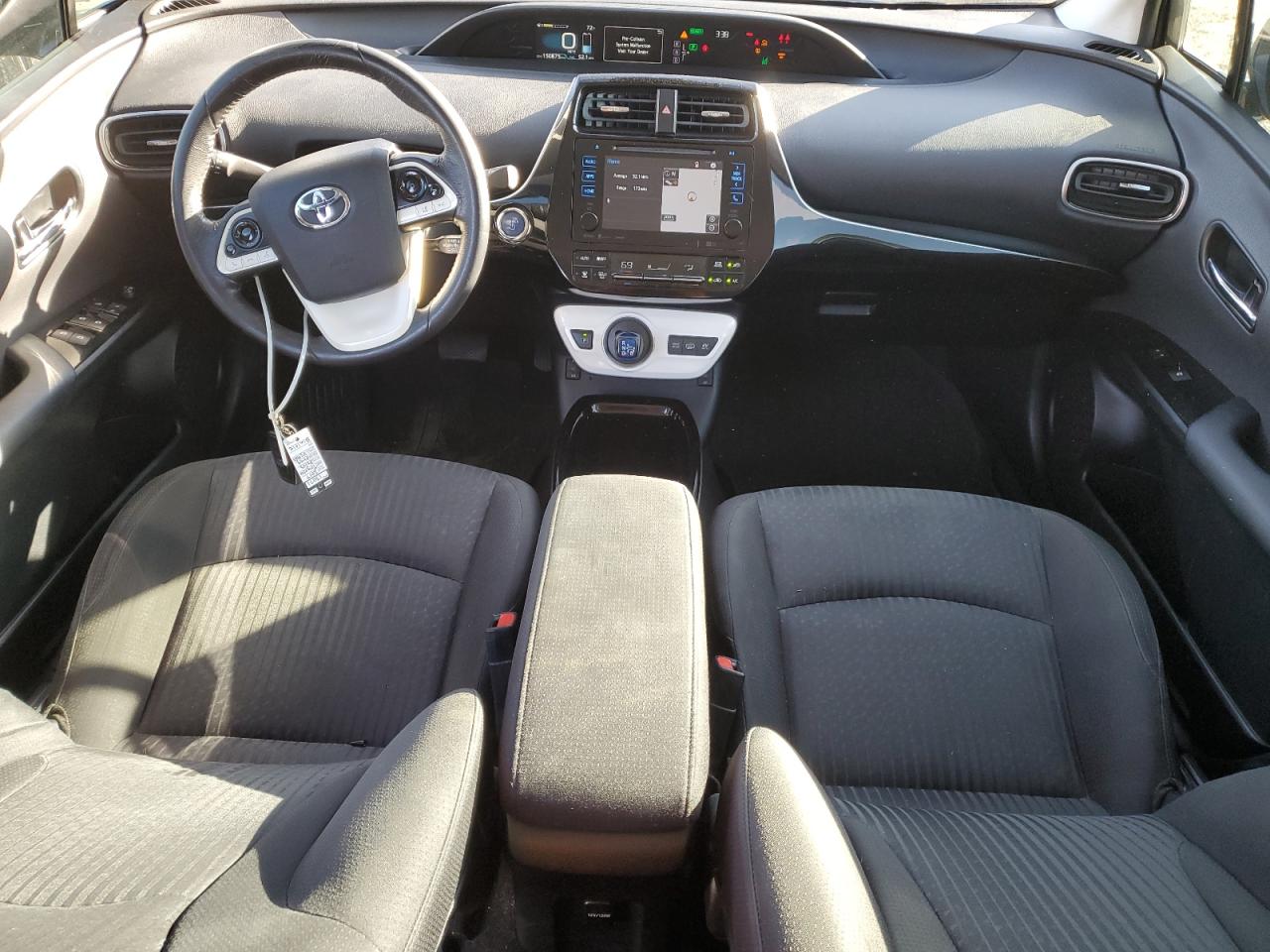 2017 Toyota Prius - Image 8