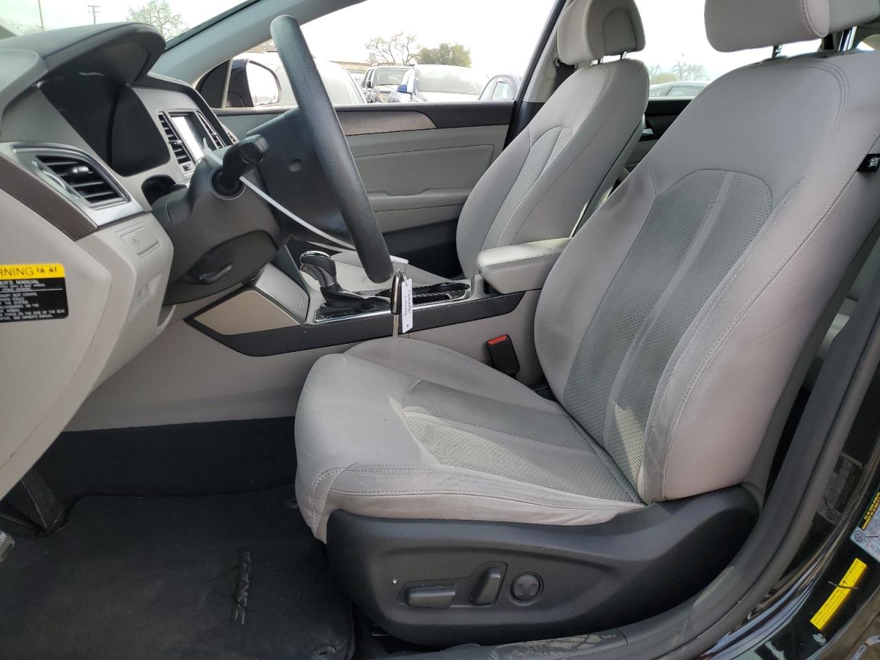 2015 Hyundai Sonata - Image 7