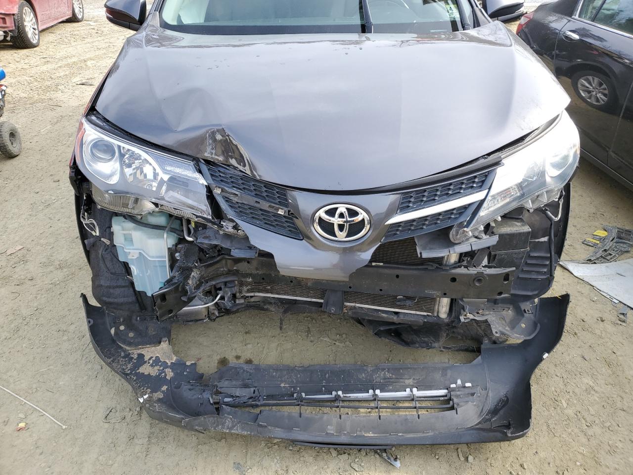 2013 Toyota RAV 4 - Image 13